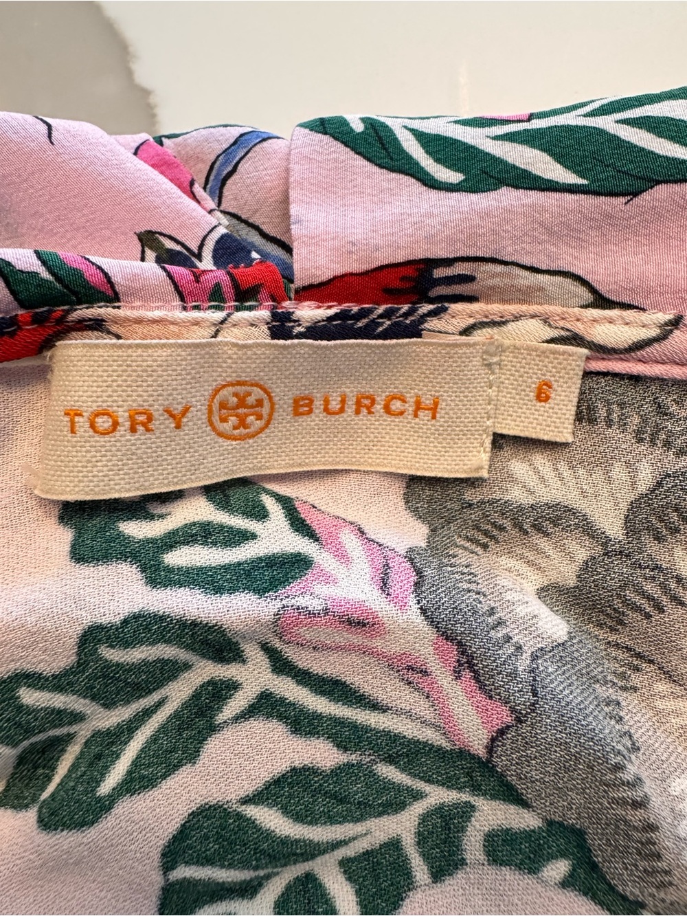 Tory Burch Pink Floral Silk Ruffle Wrap Dress Sz 6 Like New - Picture 5 of 7